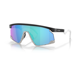 OAKLEY BXTR, Colors: Matte black/Lens Prizm sapphire