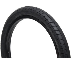 SaltPLUS tire Burn 20 x 2.4, 65 psi all black