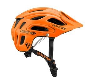 7IDP Helm M2 BOA Größe: M/L Farbe: orange